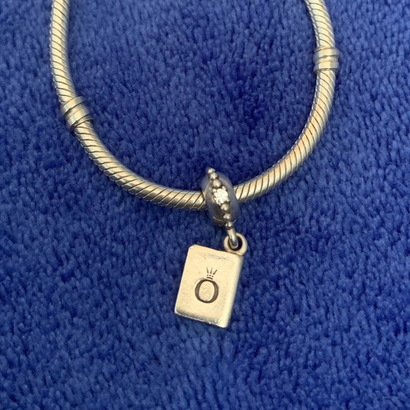 PANDORA | Retired Passport Charm - Picture 3 of 5